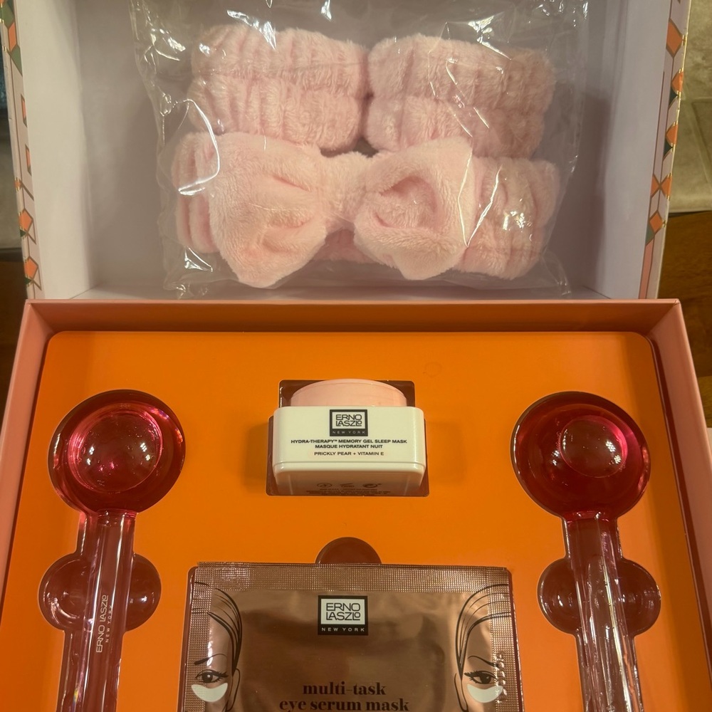Erno Laszlo Exclusive Skincare Essentials kit NY Skincare box brand new!
